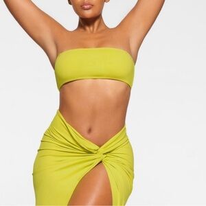 Skims bandeau bikini top in citrus
